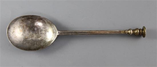 A Charles I unascribed English/Welsh provincial silver seal top spoon, 18.5cm.